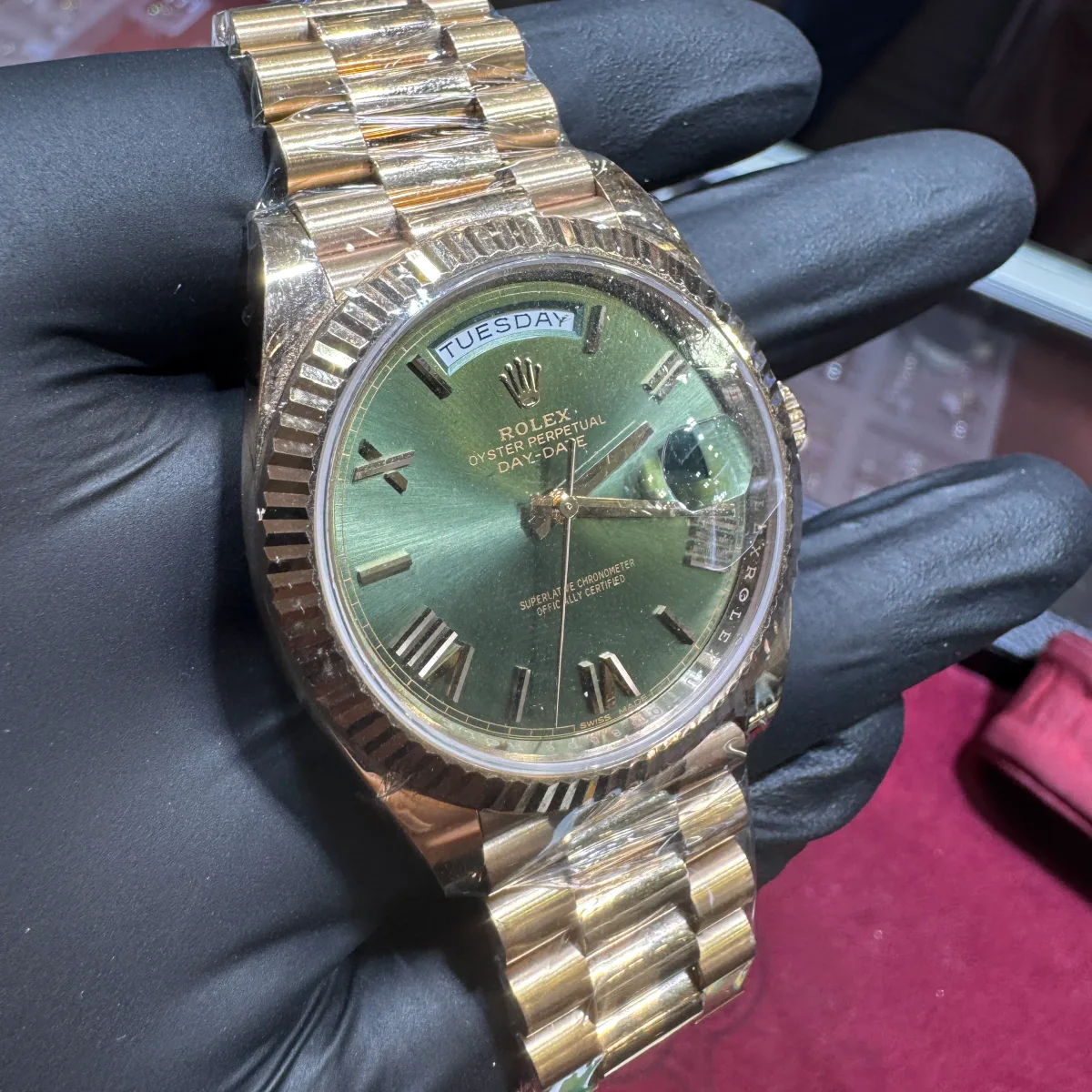 ANKUR - For Him WATCHES 2016 Rolex Day-Date 40mm | 18K Everose Gold | Olive Green Roman Dial – Watch