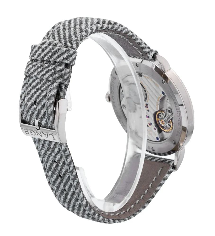 A. Lange and Sohne Saxonia Thin 205.086 — 2021 — Very good in Blue, additional product view 3