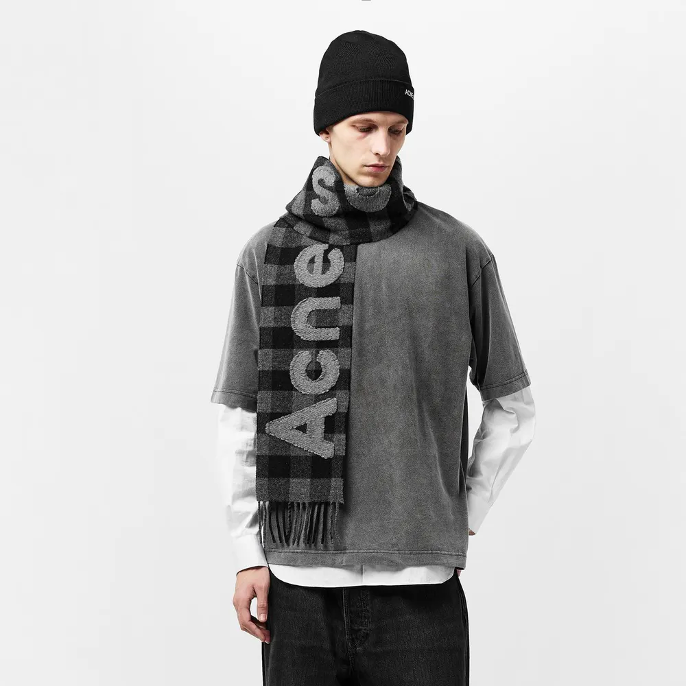 Acne Studios Men's Veda Knitted Scarf detail 3