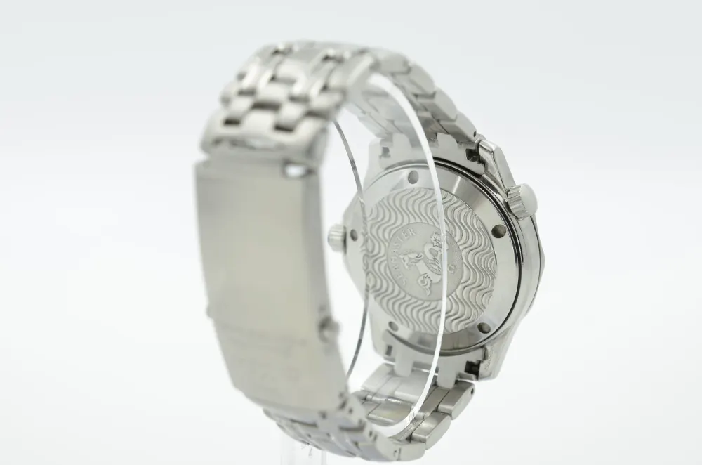 Omega Seamaster 300m 168.1502 — 1993 — Vintage detail 3