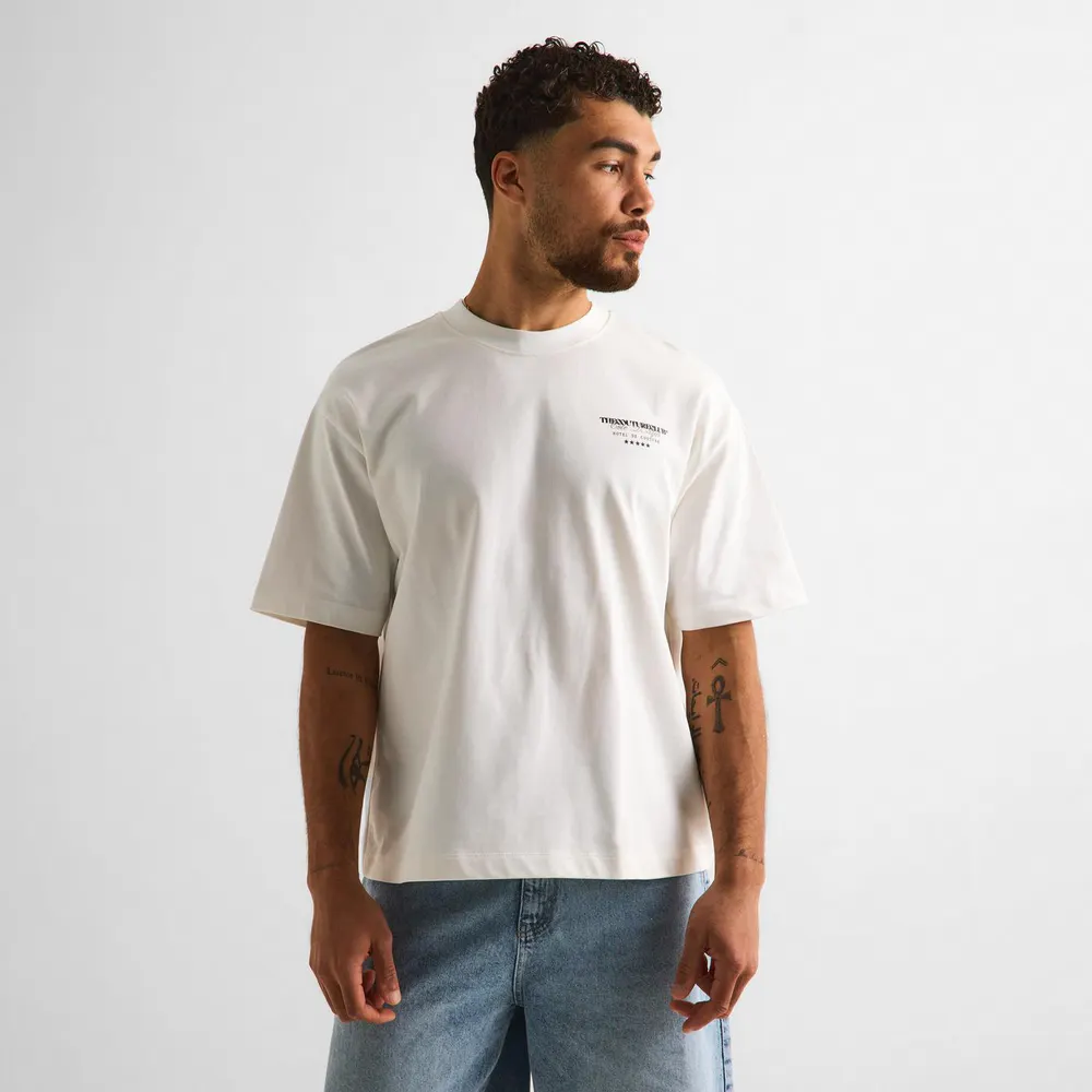 The Couture Club Men's Oversized Fit T-Shirt detail 3